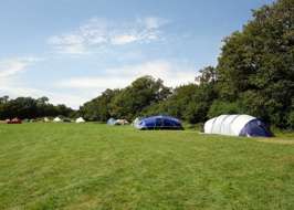 Campsites near Brands Hatch - camping near the race circuit