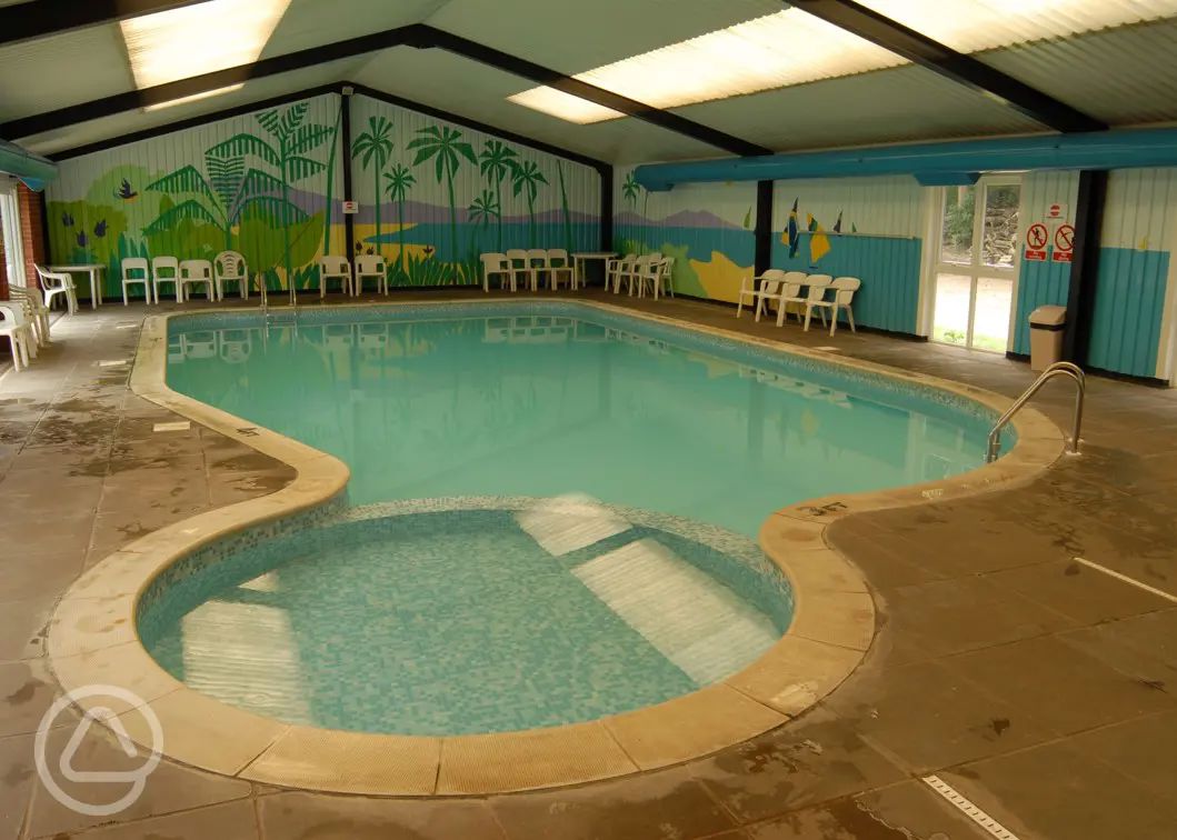 Campsites with swimming pools in Norfolk