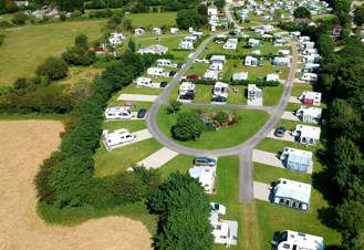 CARNON WOLLAS TOURING PARK (Adults only 18+) - Adults only Touring Park  Carnon Downs