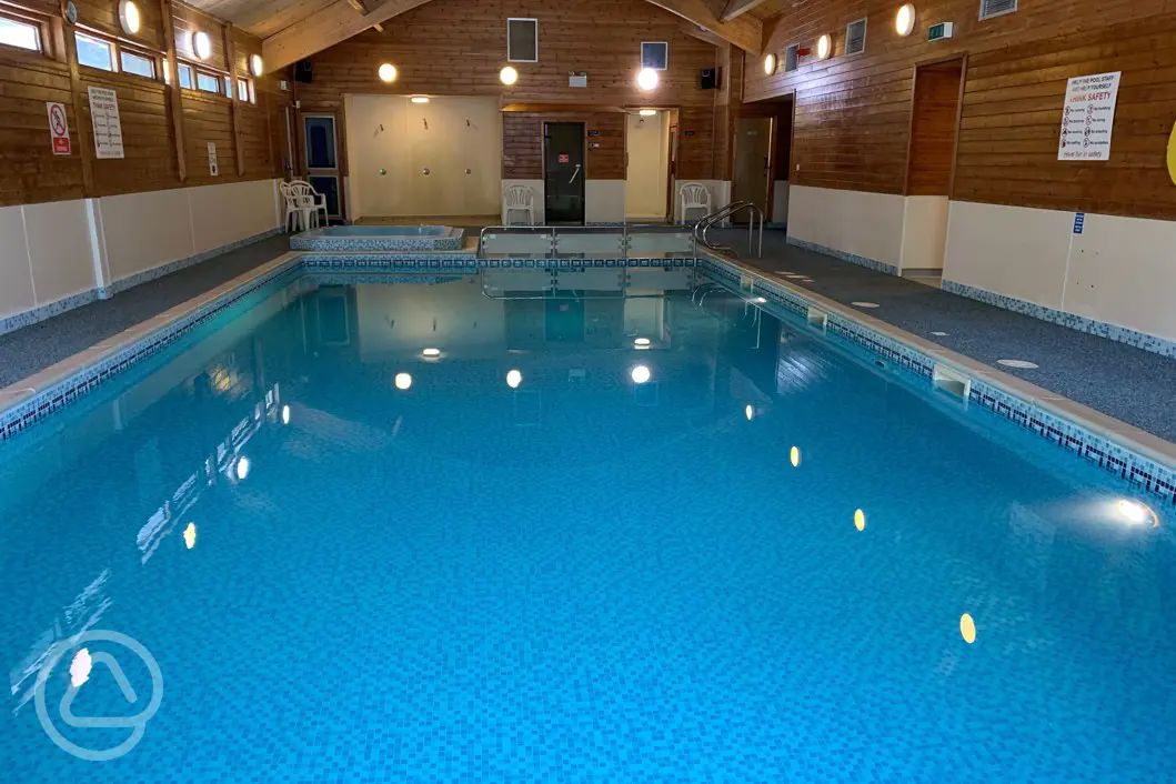 Campsites with swimming pools in Abingdon, Oxfordshire