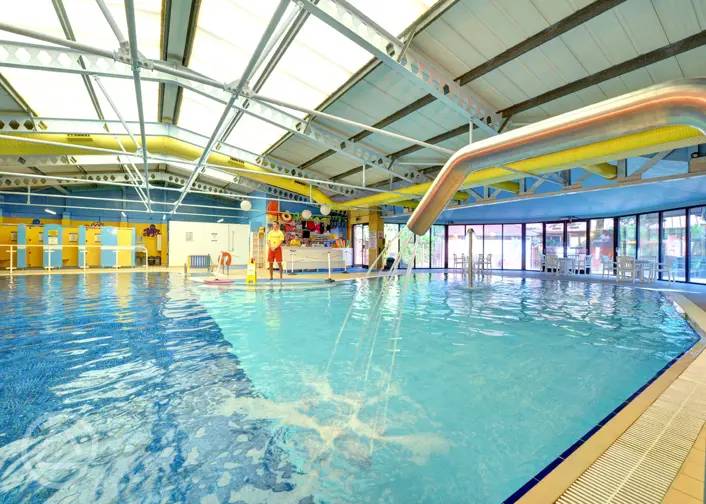 Campsites with swimming pools in Dorset