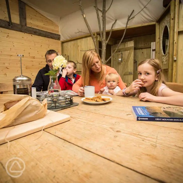 Riverside Camping in Caernarfon, Gwynedd