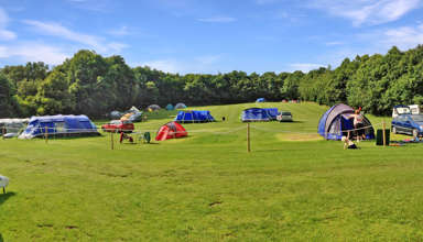 Barn Farm Campsite in Matlock, Derbyshire - book online now