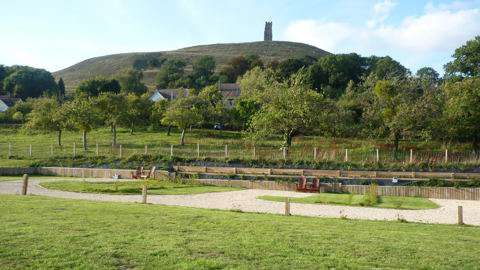 Glastonbury Cottages And Caravanning Certificated Site In