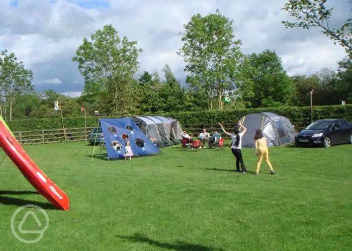 Campsites in the Cotswolds Best camping in the Cotswolds