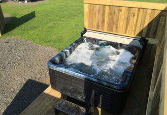Touring sites with hot tubs