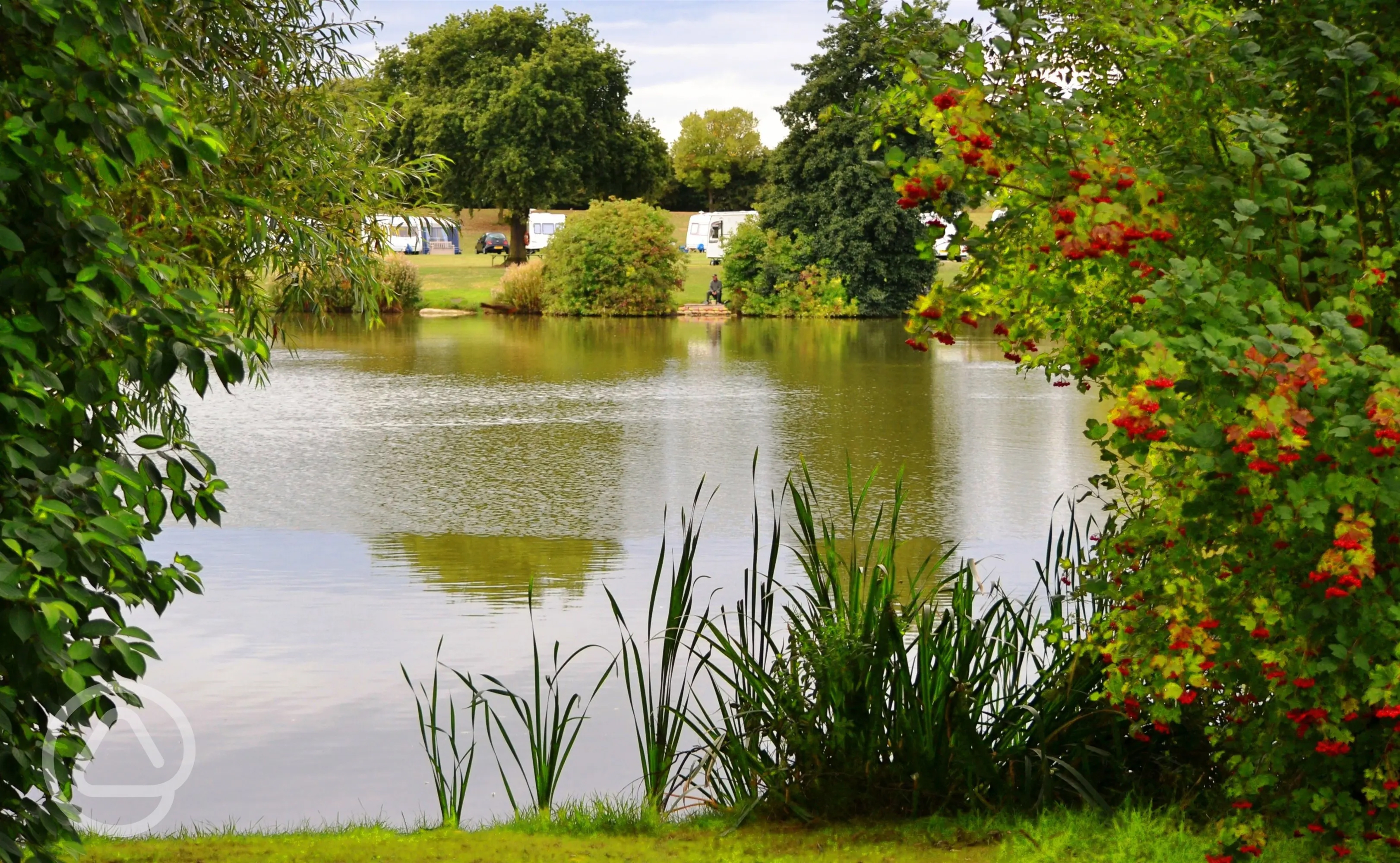 Lakeside Caravan Park and Coarse Fishery in York, North Yorkshire Lakeside Caravan Park and Coarse Fishery in York, North Yorkshire