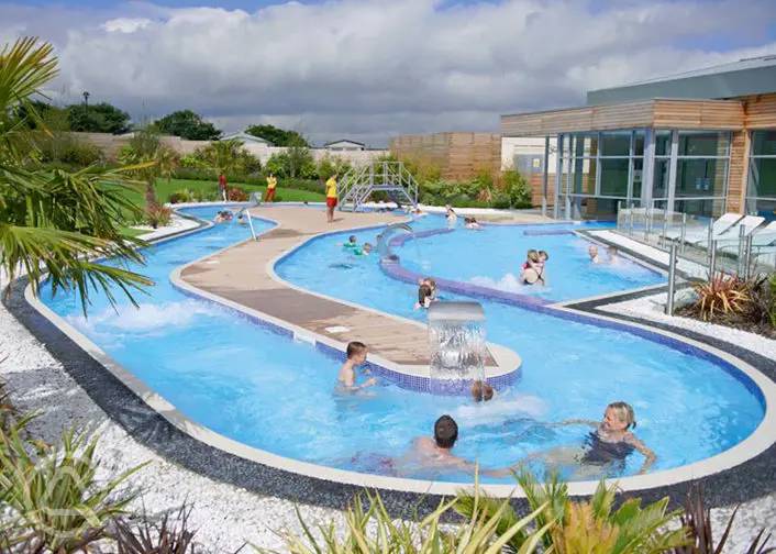 Campsites with swimming pools in Yorkshire