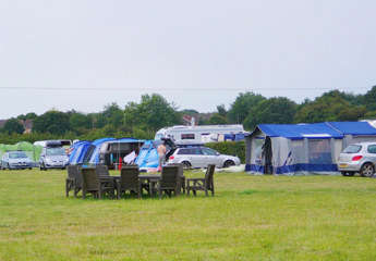 Sunnydale Farm Camping and Caravan Site in Southampton, Hampshire