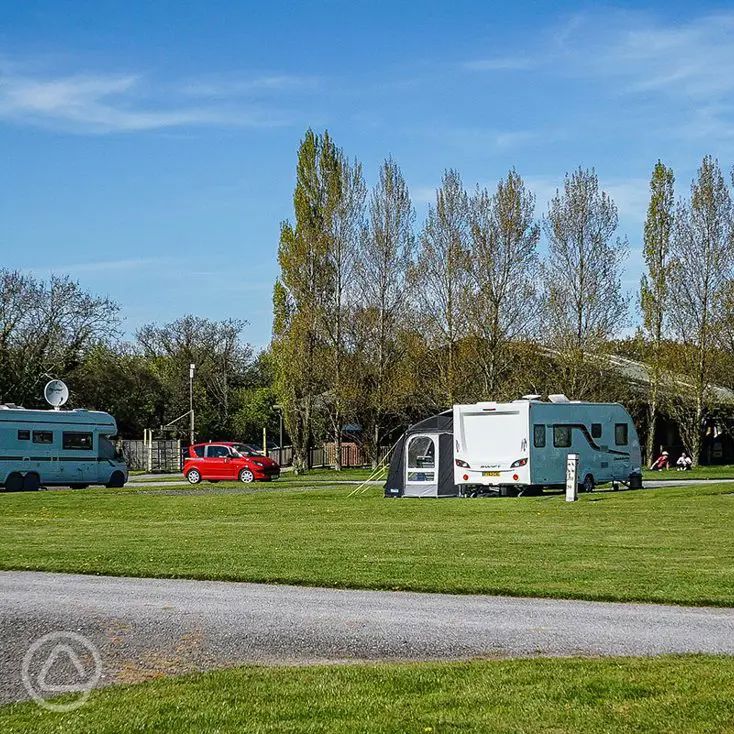 Sunnydale Farm Camping and Caravan Site in Southampton, Hampshire