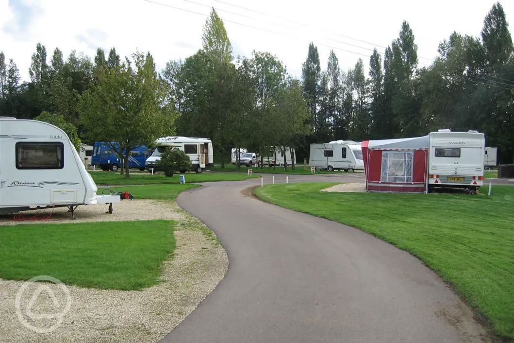 20+ MoretoninMarsh campsites Best camping in MoretoninMarsh