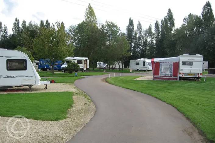 20+ Moreton-in-Marsh campsites | Best camping in Moreton-in-Marsh