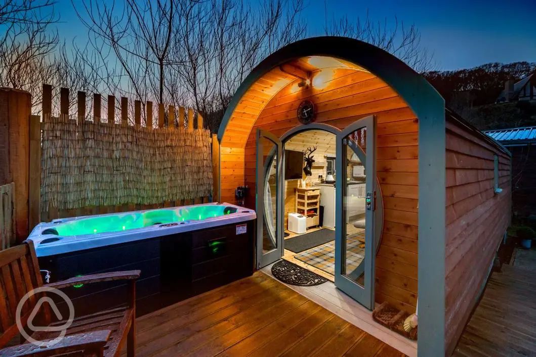150+ glamping pods with hot tubs