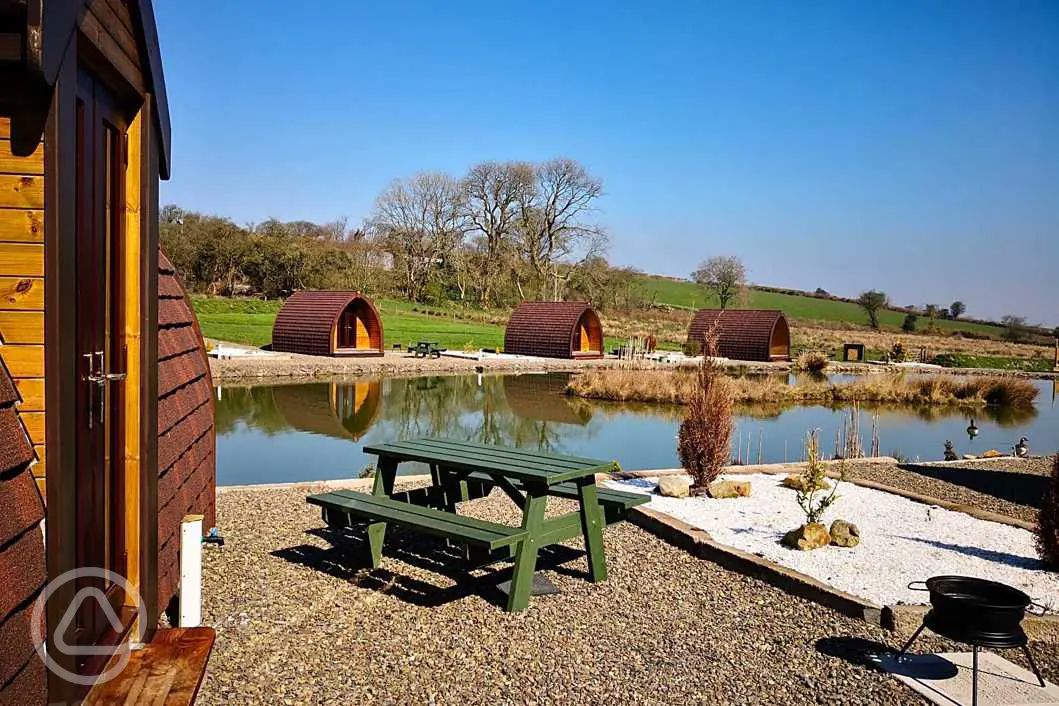 25+ glamping pods with hot tubs in Wales