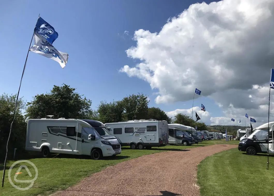 Campsites near Blackpool Sands