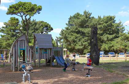 Lepe Meadows Campsite in Blackfield, Hampshire - book online now