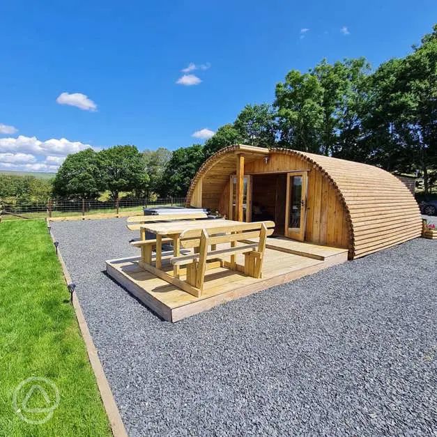 Cwmllwyd Getaways in Carno, Powys book online now