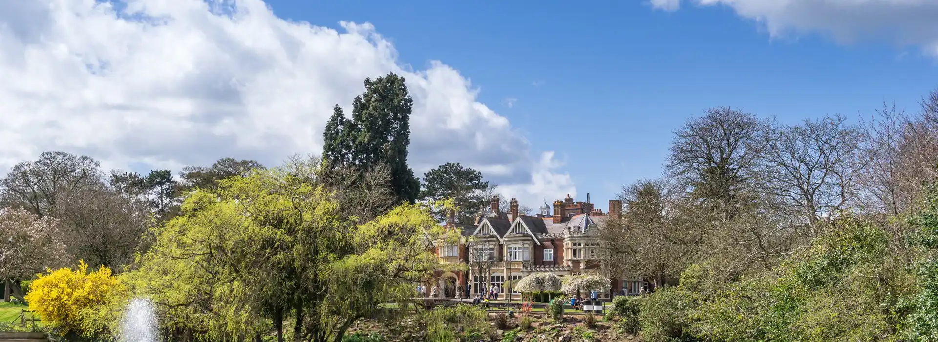 Campsites near Bletchley Park