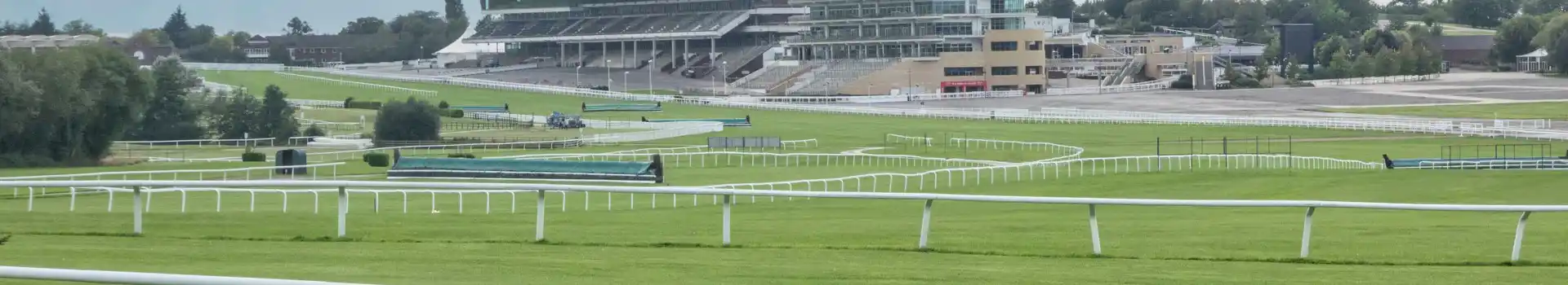 campsites near cheltenham racecourse