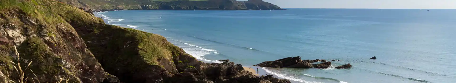 Campsites near Whitsand Bay