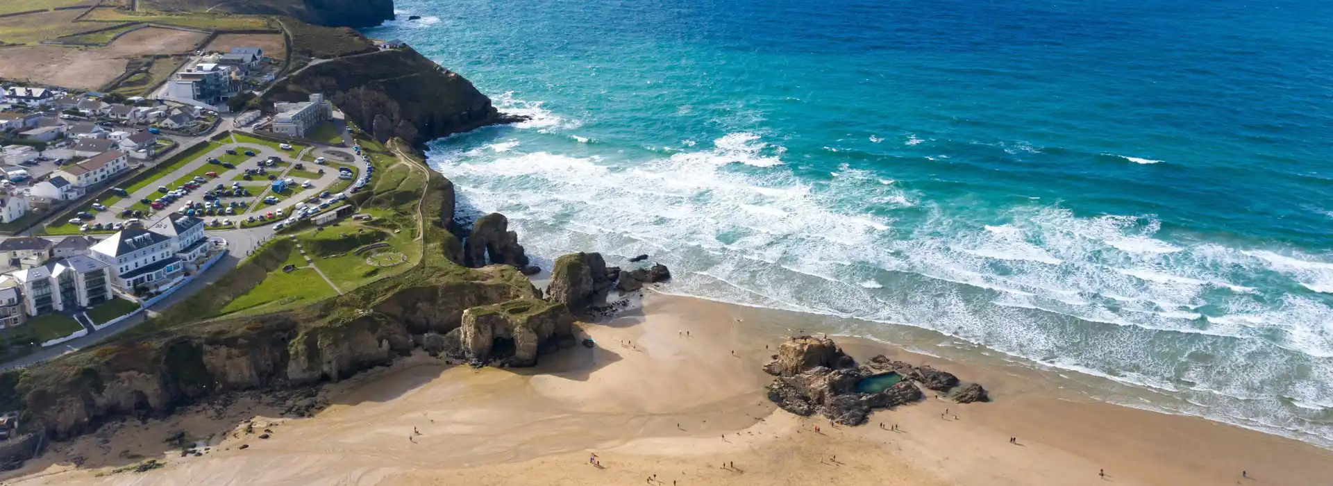 Perranporth Beach campsites