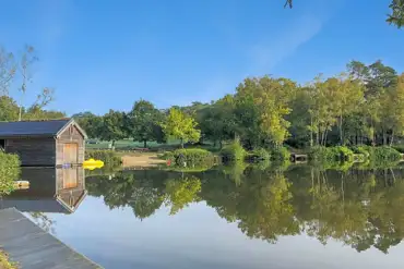 Avon Tyrrell Lake for watersports