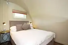 Superior pod double bed (bedding included)