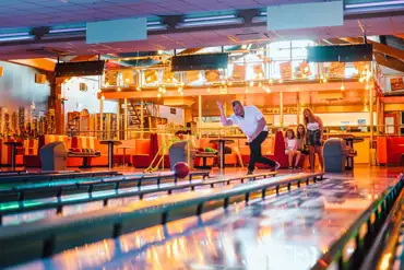 Ten-pin bowling alley with eight lanes and an American-style diner