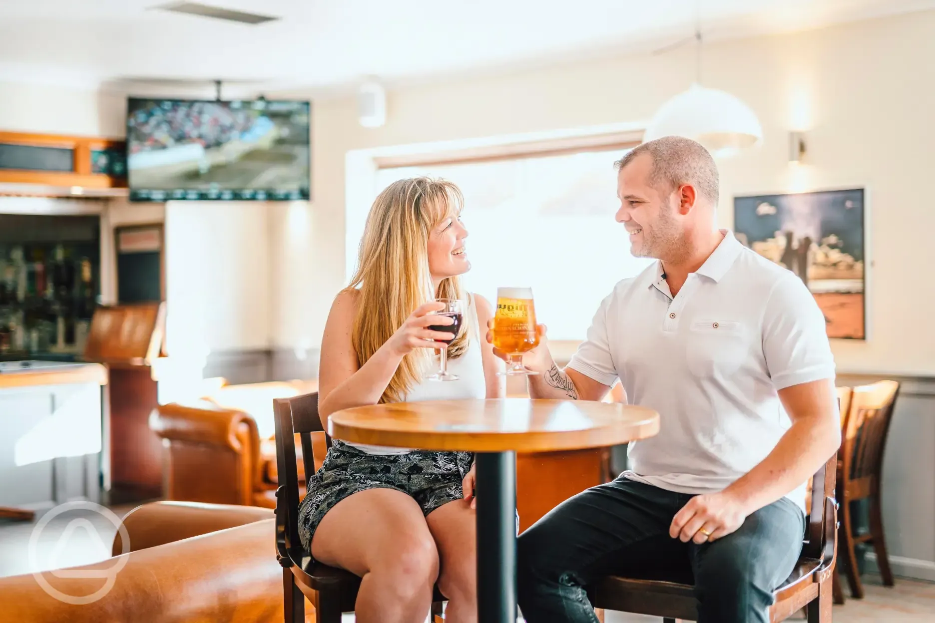 Harry's Bar with live sport and a dog area