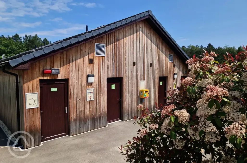 Sherwood Pines Campsite facilities block Sherwood Pines Campsite facilities block