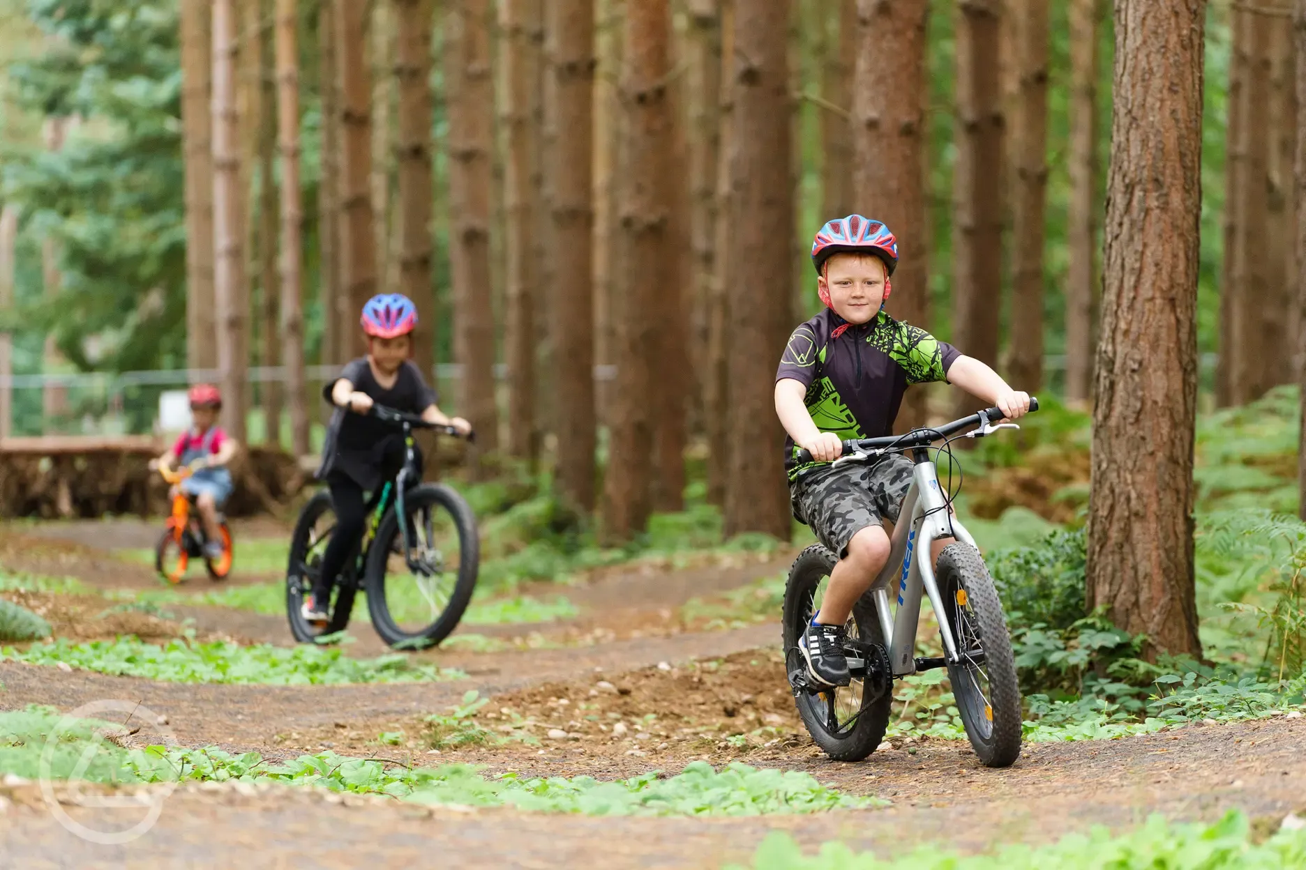 Cycling round Sherwood Pines Campsite Cycling round Sherwood Pines Campsite