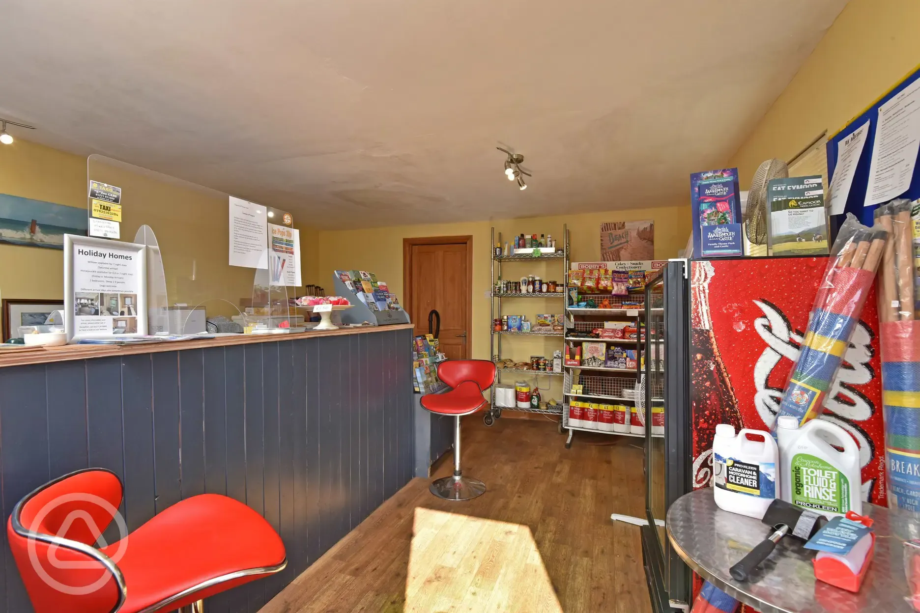 Onsite shop and reception