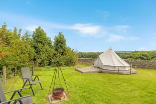 Low Greenside Farm Campsite, Ravenstonedale, Kirkby Stephen, Cumbria (10.4 miles)