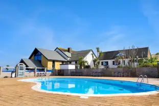 Beachside Holiday Park, Phillack, Hayle, Cornwall (3.3 miles)