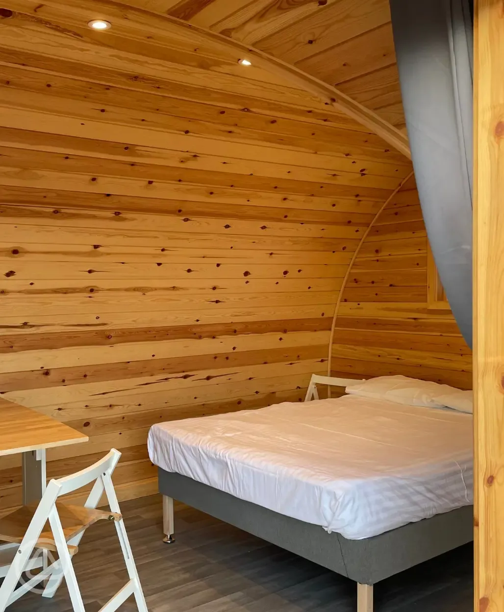 Orchard pod plus double bed