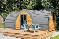 Orchard pod plus exterior