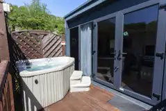 Studio pod with hot tub