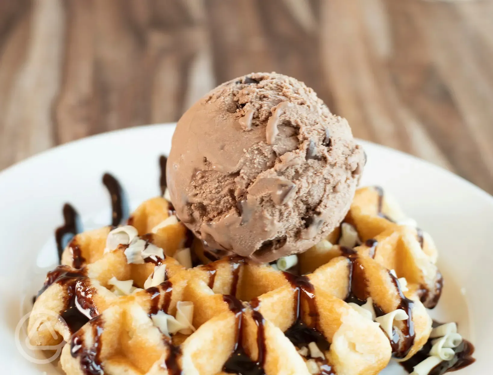 Food available from the restaurant (waffles and ice cream)