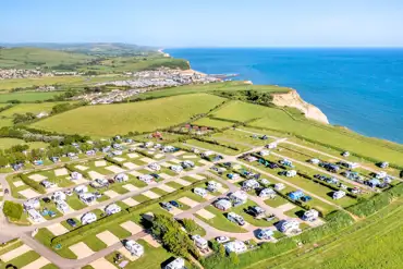 Electric gravel and fully serviced pitches at Highlands End Holiday Park
