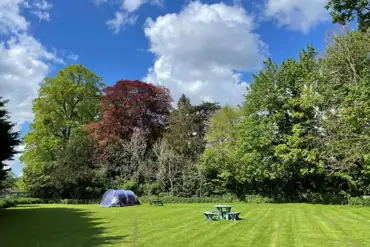 Non electric grass tent pitches