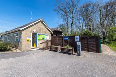 Facility block with toilets and showers