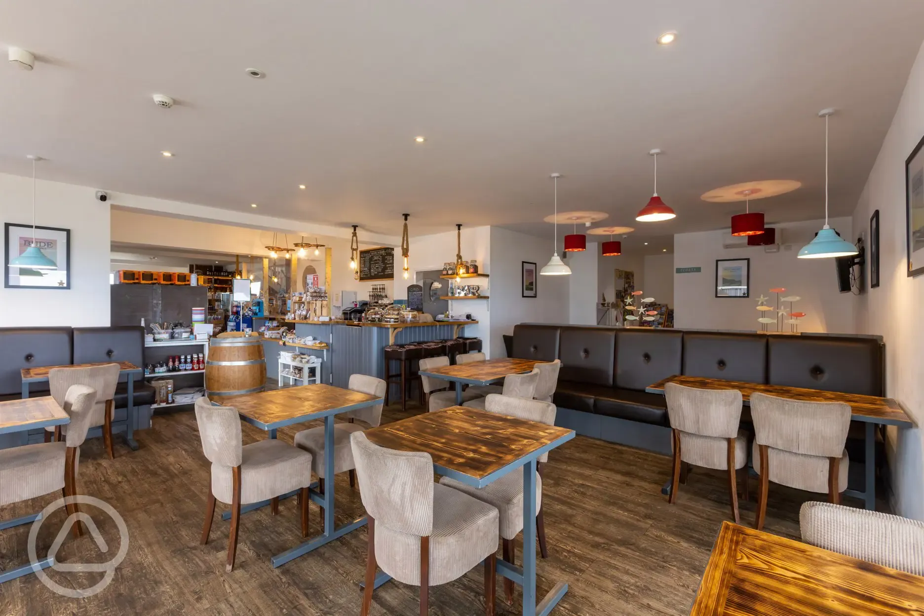 Cornish Coasts' café serving breakfast, lunch, and Friday evening takeaways