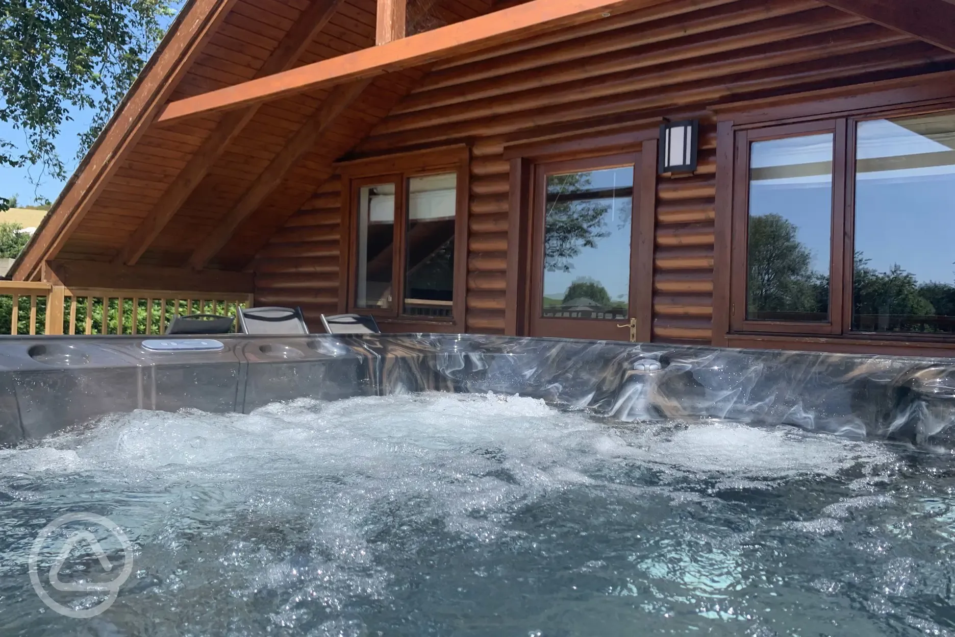Lodge hot tub
