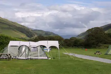 Tent camping Tynllwyn Caravan Camping Park