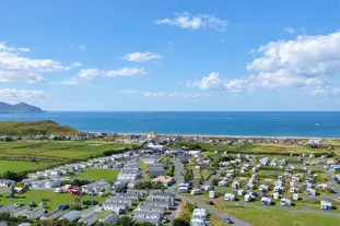 Dinlle Caravan Park, Caernarfon, Gwynedd Dinlle Caravan Park, Caernarfon, Gwynedd