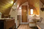 Mega pod interior