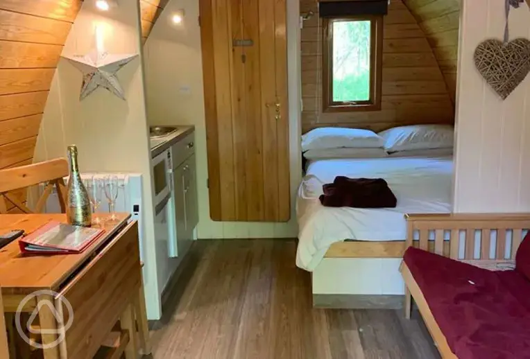 Mega pod interior