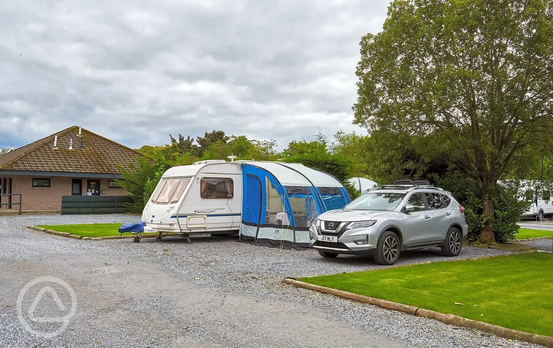 Fully serviced hardstanding pitches