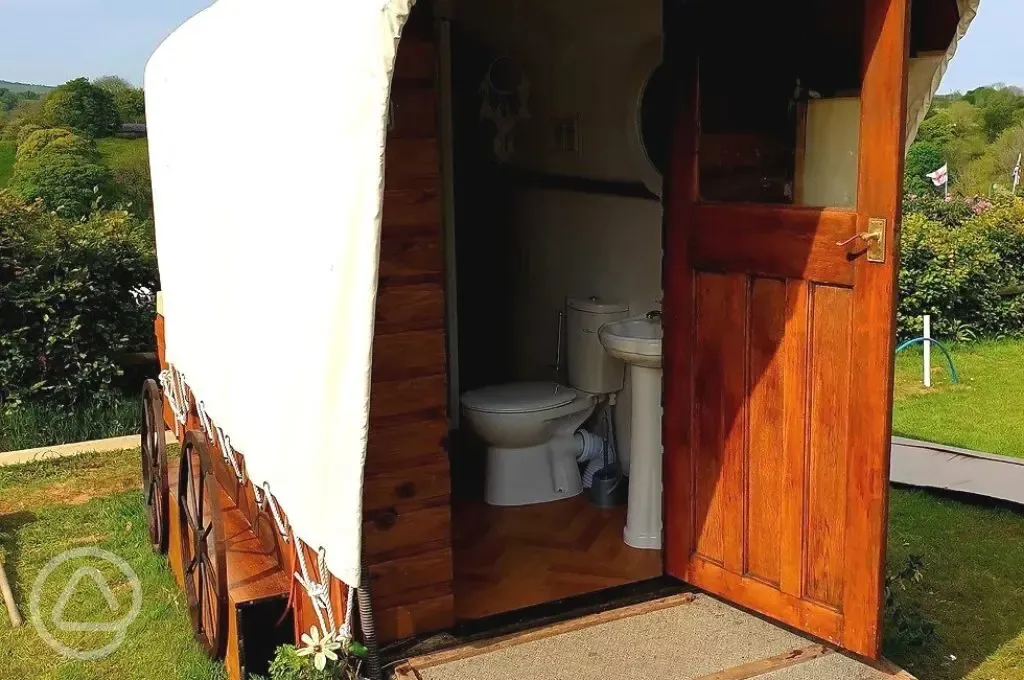 Shower shack for Shepherd's huts 