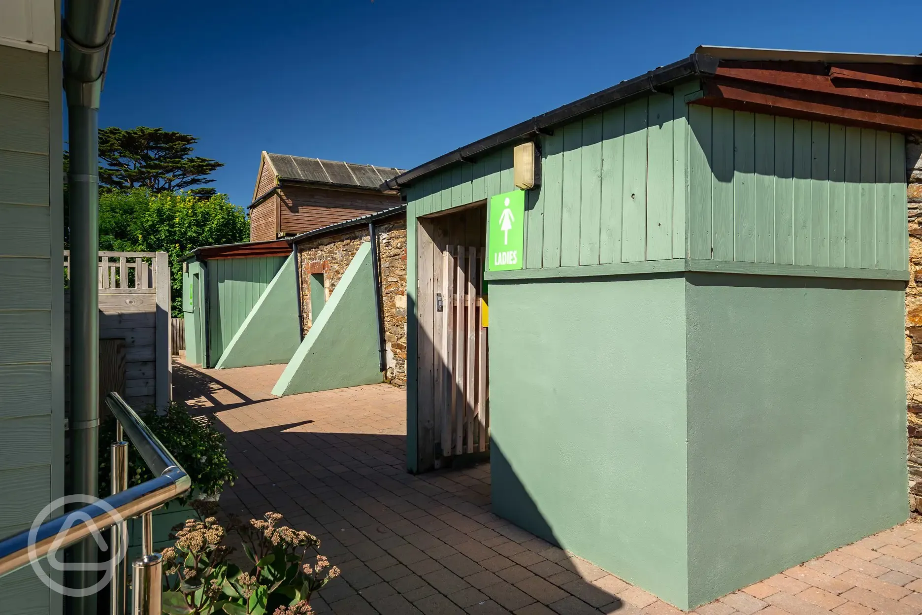 Ladies facilities block at Tregarton Park